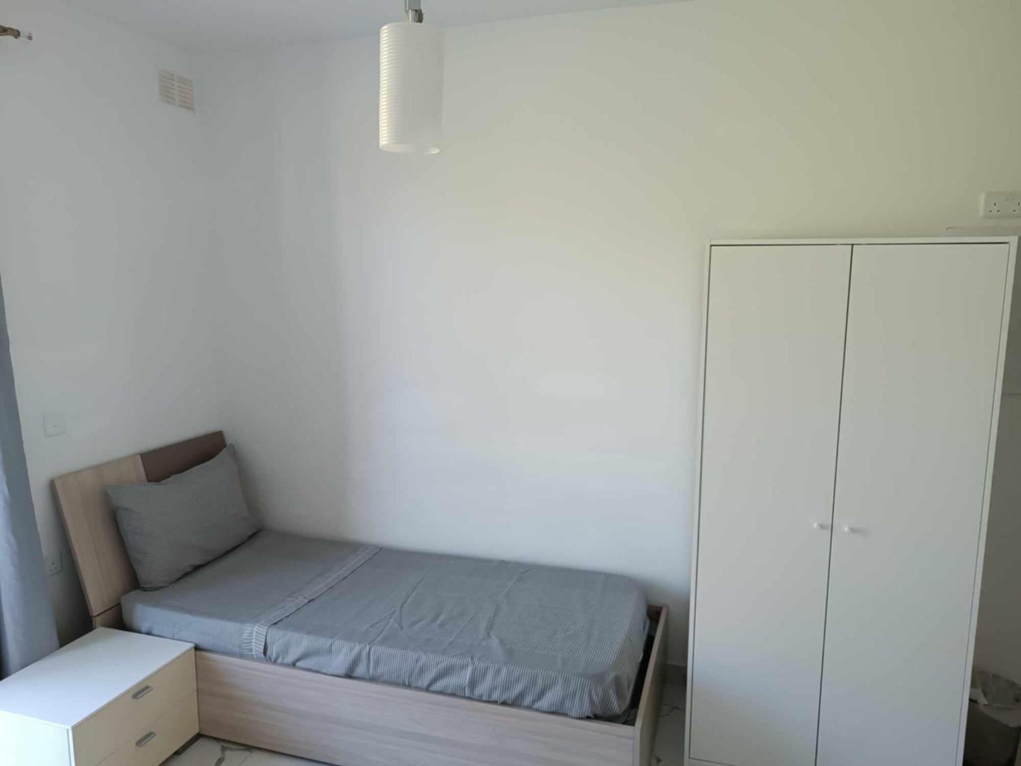 Private With External Private Bathroom In Homestay